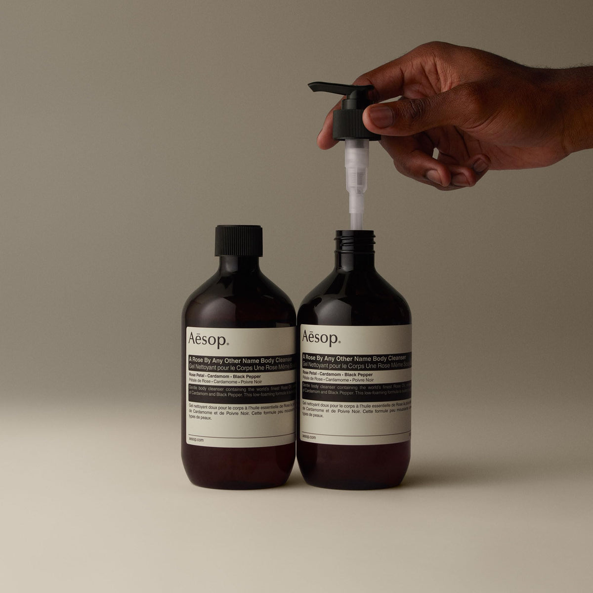 Aesop A Rose By Any Other Name Gel Douche 500 mL en situation