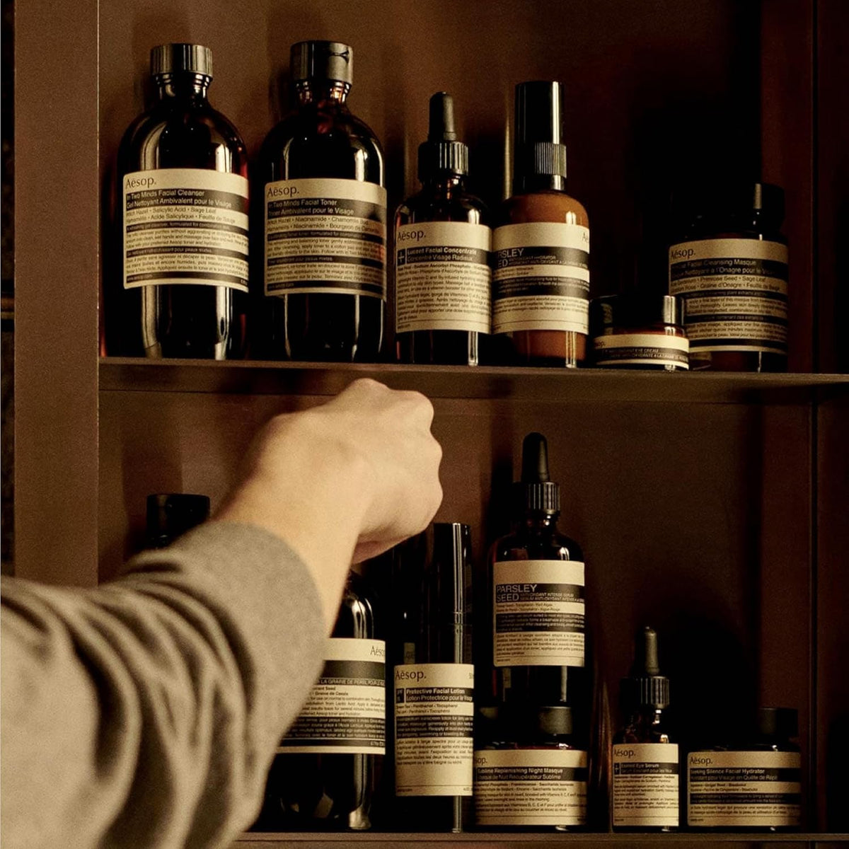 Aesop Gel Douche A Rose 500 mL en situation de douche