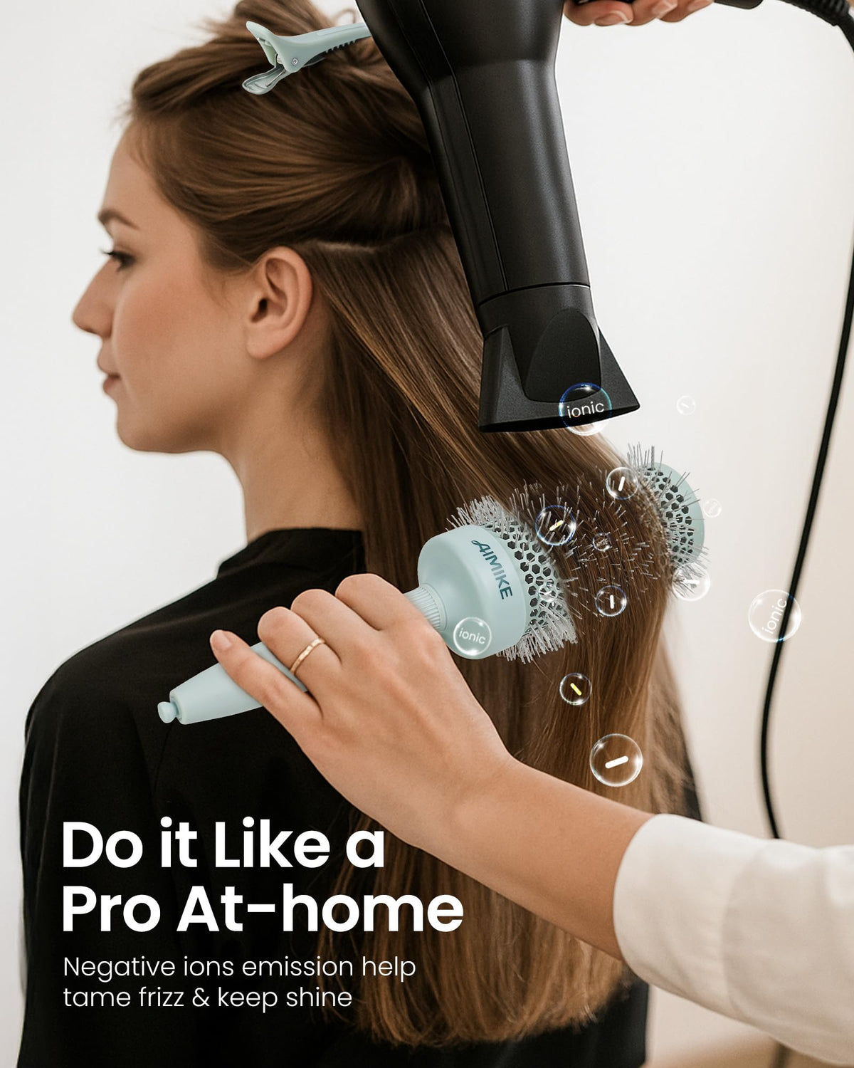 AIMIKE NaturaVol Brosse Ronde avec des cheveux séchés