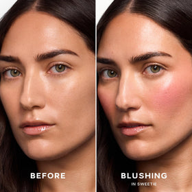Applicateur en pied de biche du Saie Mini Dew Blush