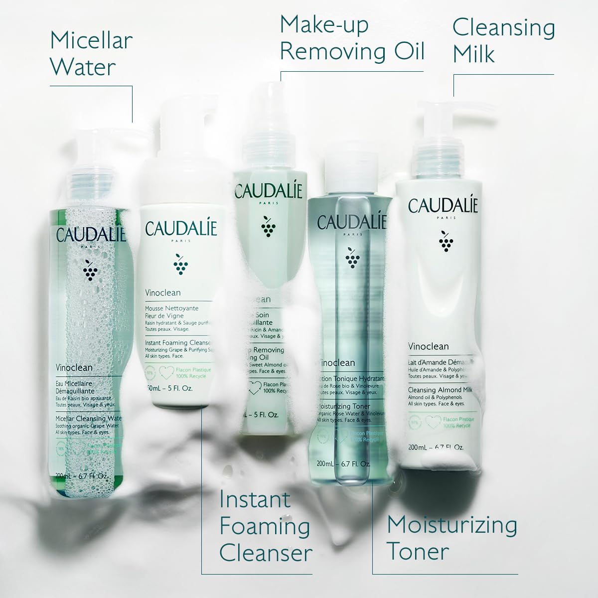 Application de Caudalie Huile Démaquillante Vinoclean sur le visage