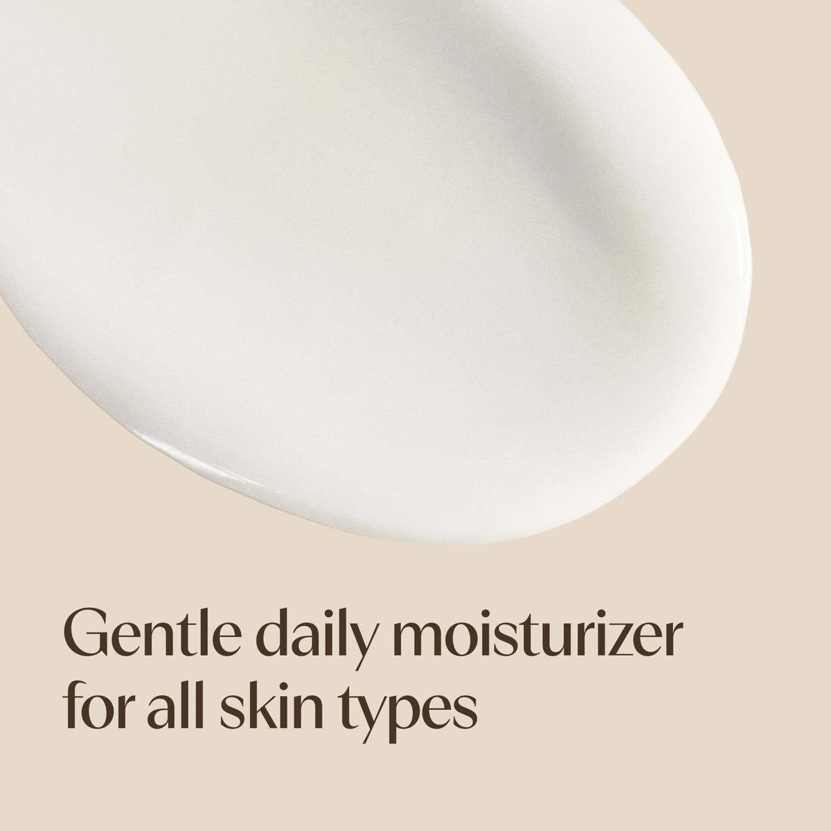 Application de la Crème Hydratante Visage Aveeno sur la main