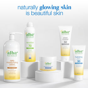 Application de la lotion Alba Botanica sur la peau