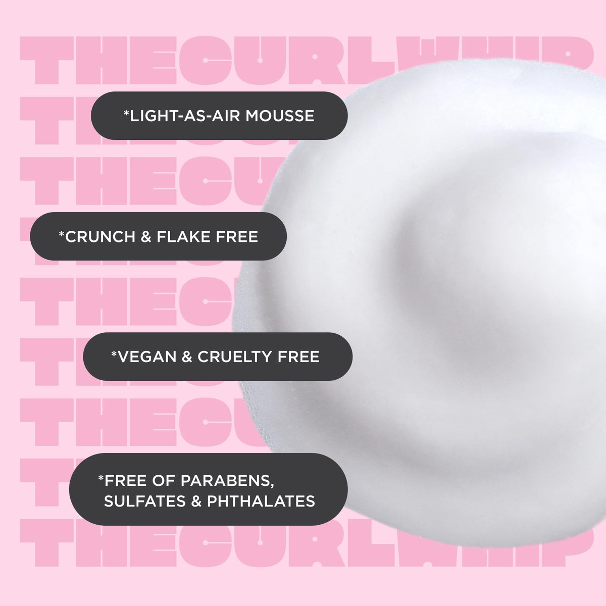 Application de la mousse à curls sur cheveux humides
