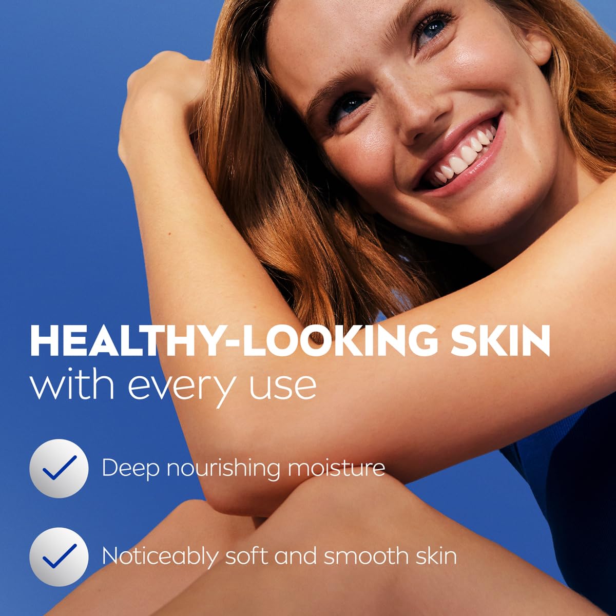 Application de lotion NIVEA sur une main