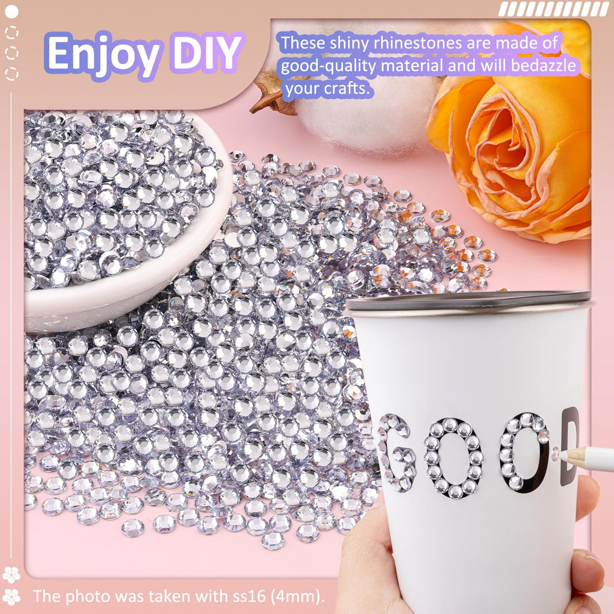 Application de strass en résine sur des chaussures