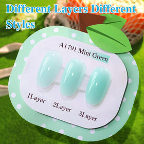 Application de vernis gel Double Rhythm sur des ongles