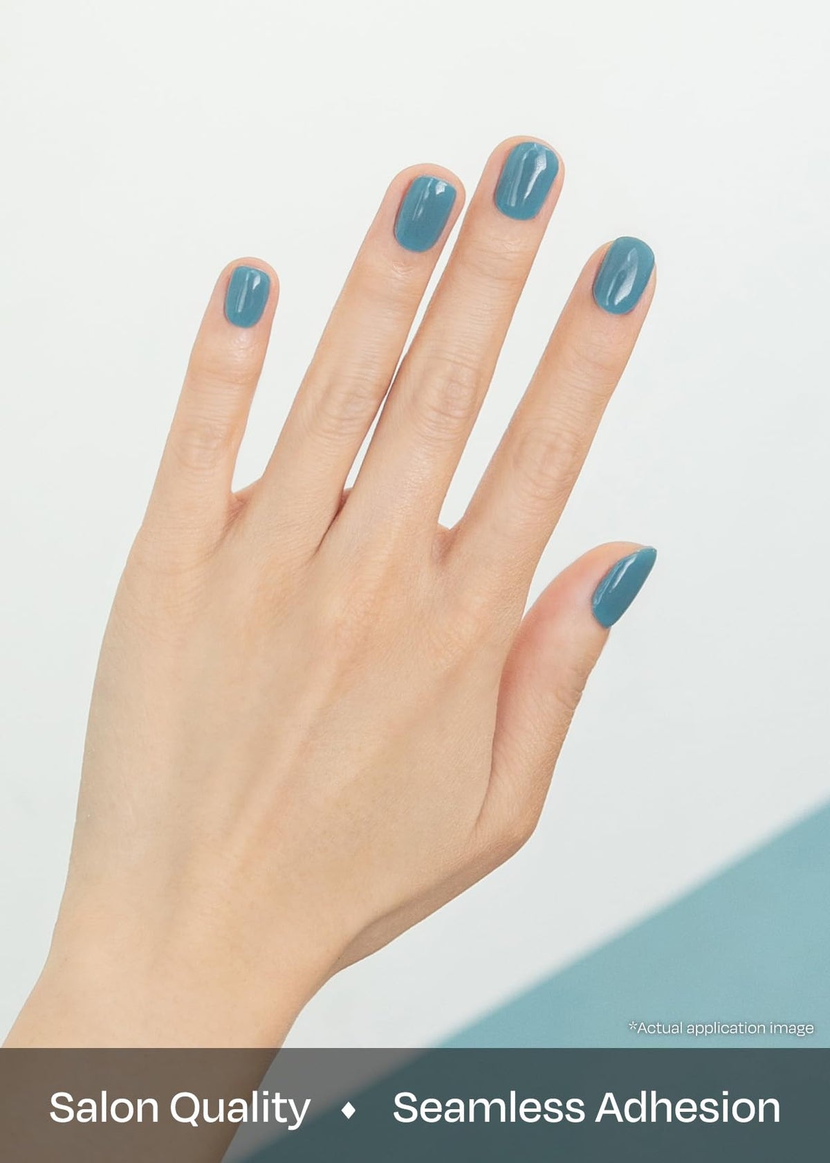 application des bandes de vernis ohora sur des ongles