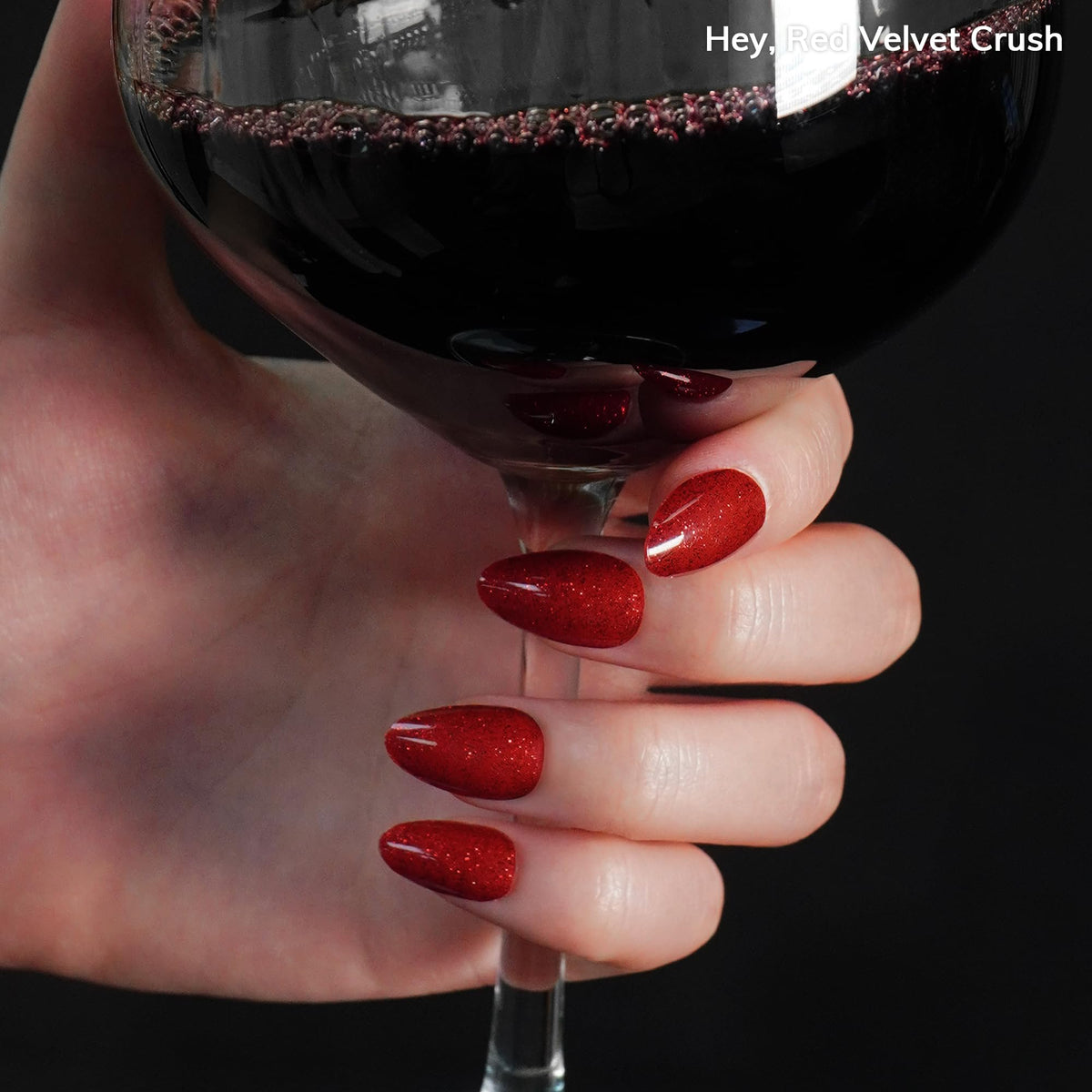 Application des strips de vernis heyhae sous la lumière du soleil