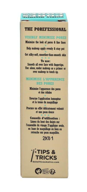 Application du Benefit POREfessional Pro Balm sur le visage