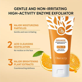 Application du gel exfoliant orange Omexry sur la peau