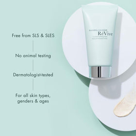 Application du Nettoyant Moussant sur le visage