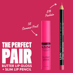 Application du NYX Butter Gloss sur des lèvres maquillées