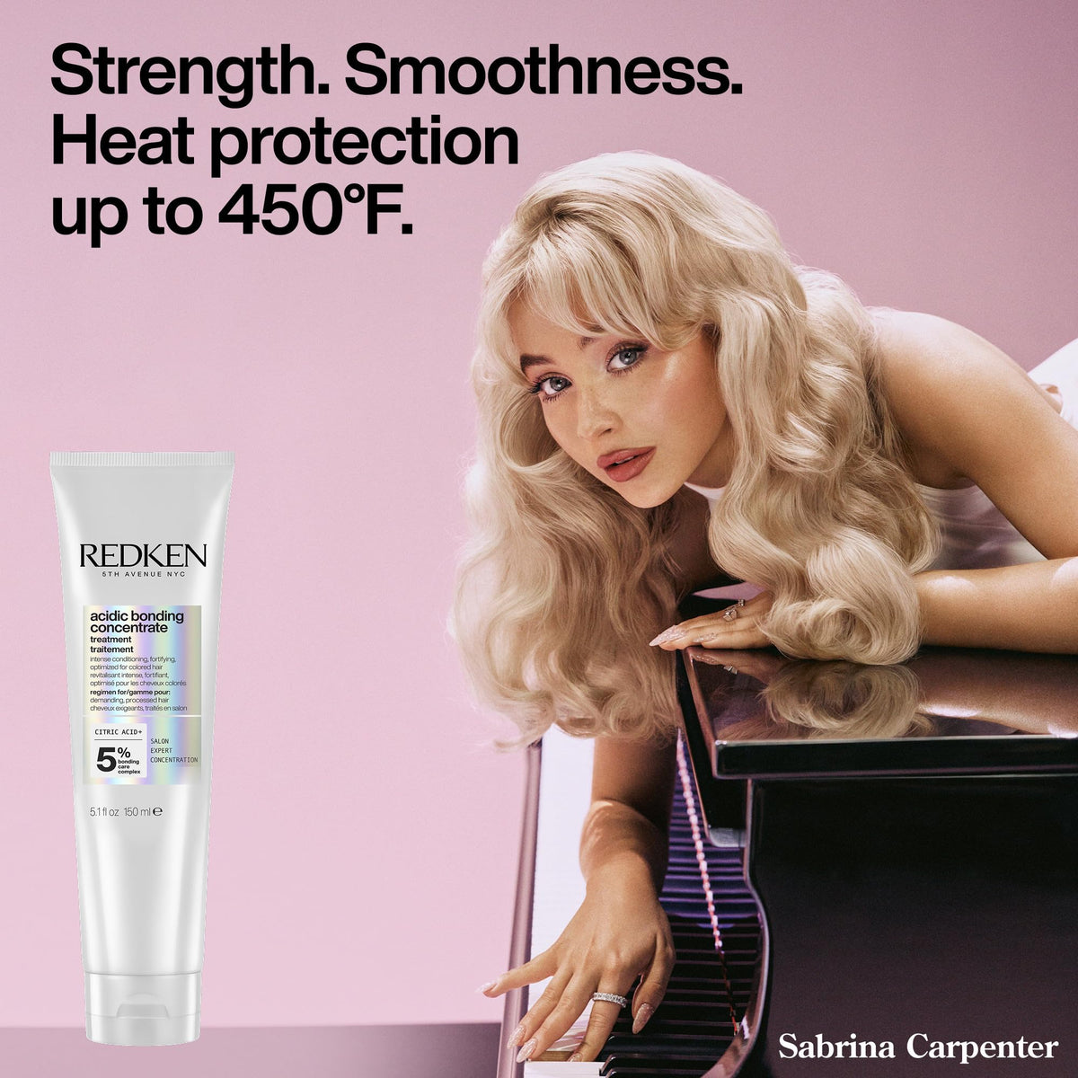 Application du Redken Leave-In sur des cheveux abîmés