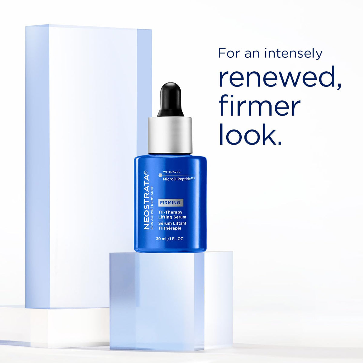Application du Sérum Lifting Tri-Therapy NEOSTRATA sur le visage
