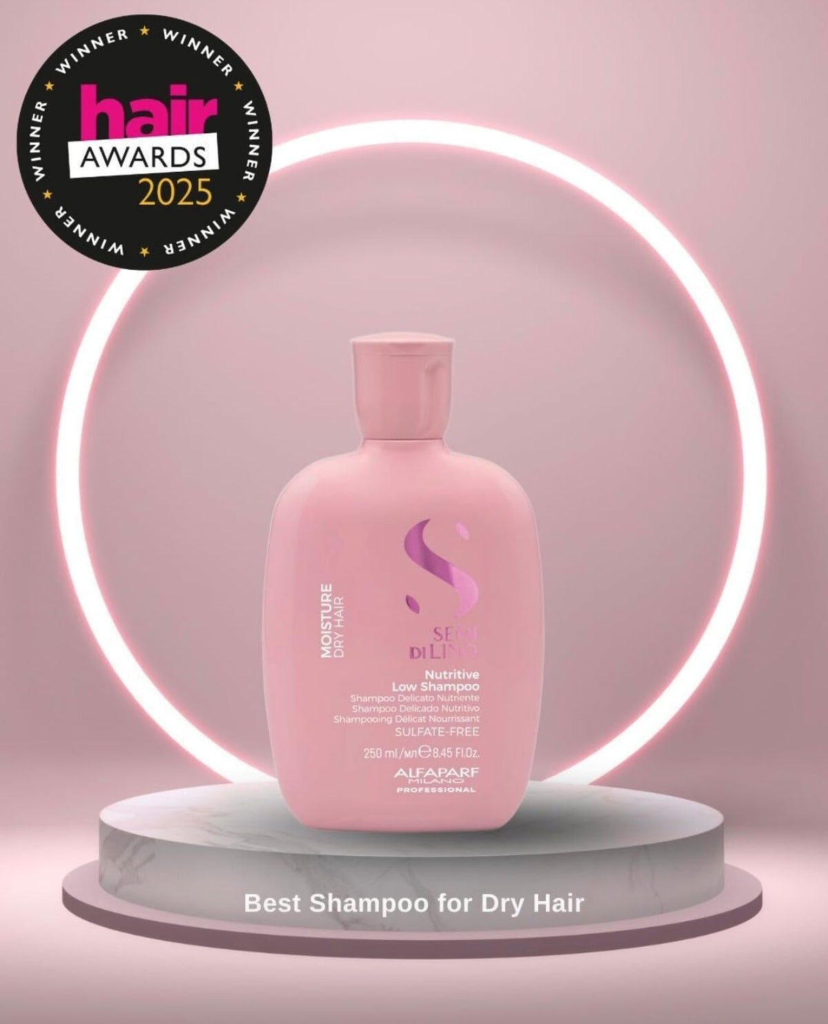 Application du Shampooing Hydratant Semi di Lino sur des cheveux