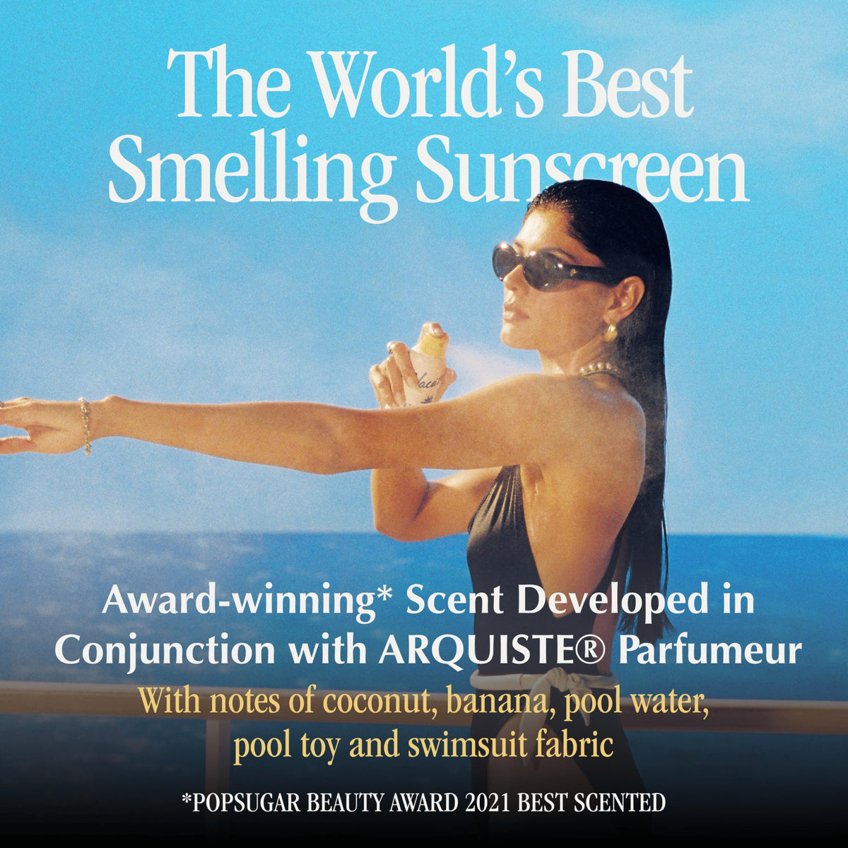 Application du spray solaire VACATION sur la peau