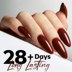 Application du vernis à ongles gel rouge modelones sur les ongles