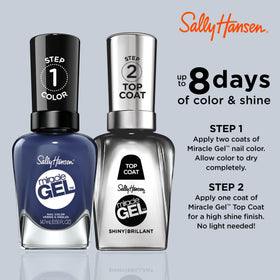 Application du vernis à ongles Sally Hansen Miracle Gel sur des ongles