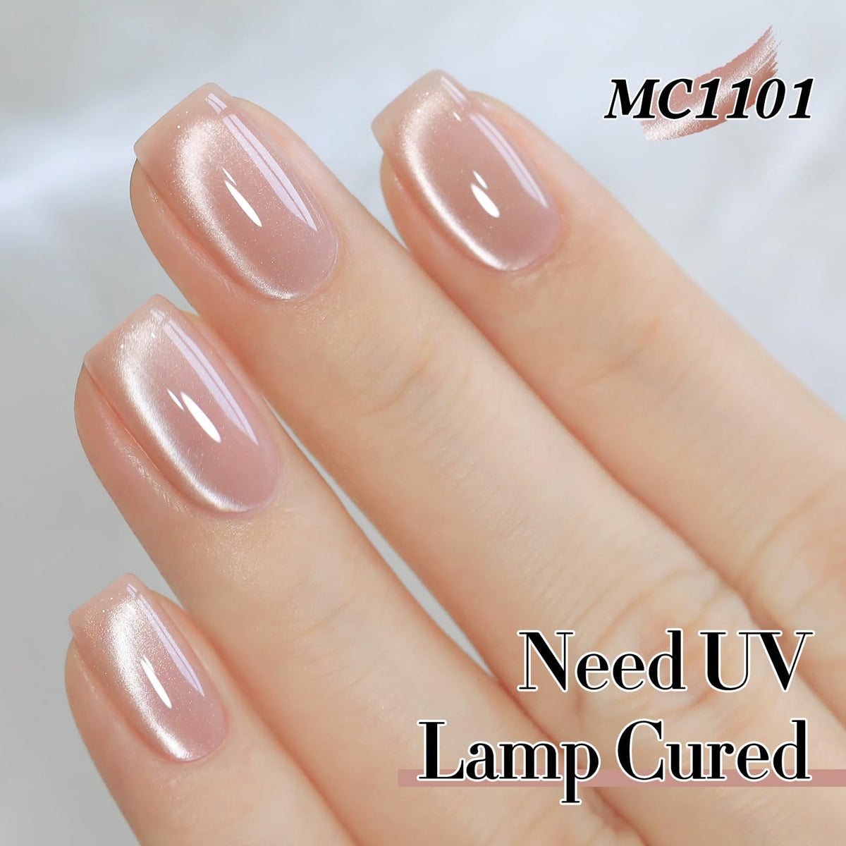 Application du vernis gel Cat Eye sur des ongles