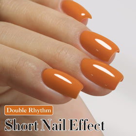 Application du vernis gel Double Rhythm sur des ongles