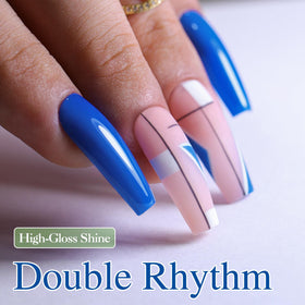 Application du vernis gel Double Rhythm sur des ongles