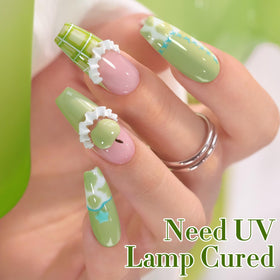 Application du vernis gel Double Rhythm sur des ongles