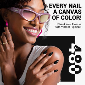 Application du vernis gel MelodySusie sur des ongles