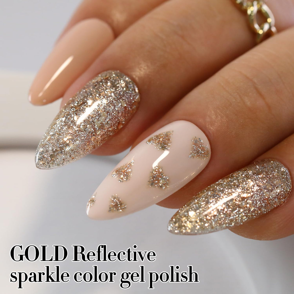 Application du vernis gel sur des ongles