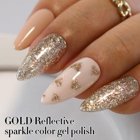 Application du vernis gel sur des ongles