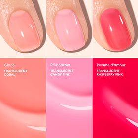 Application du vernis jelly Manucurist sur des ongles