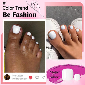 Application facile des faux ongles de pieds blancs