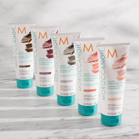 Avant et après l'utilisation du Masque Déposant Couleur Moroccanoil Platinum