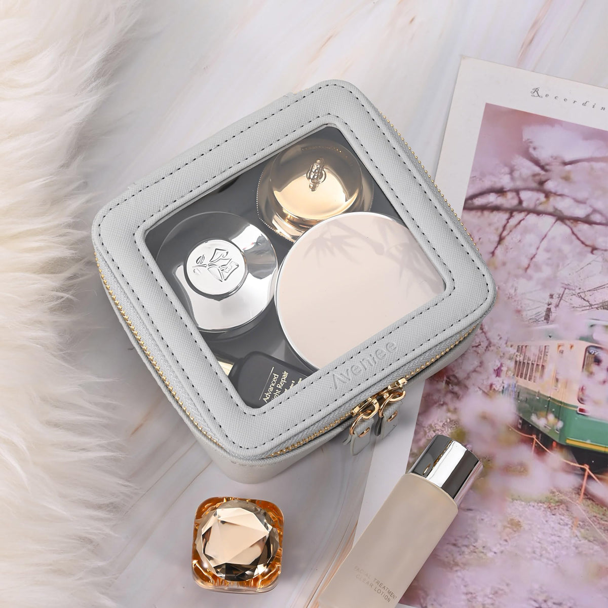 Aveniee trousse de maquillage emballée dans une belle boîte
