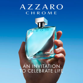 Azzaro Chrome avec arrière-plan maritime