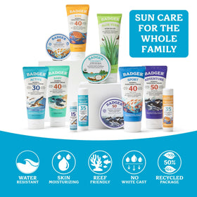 Badger crème solaire appliquée sur une main
