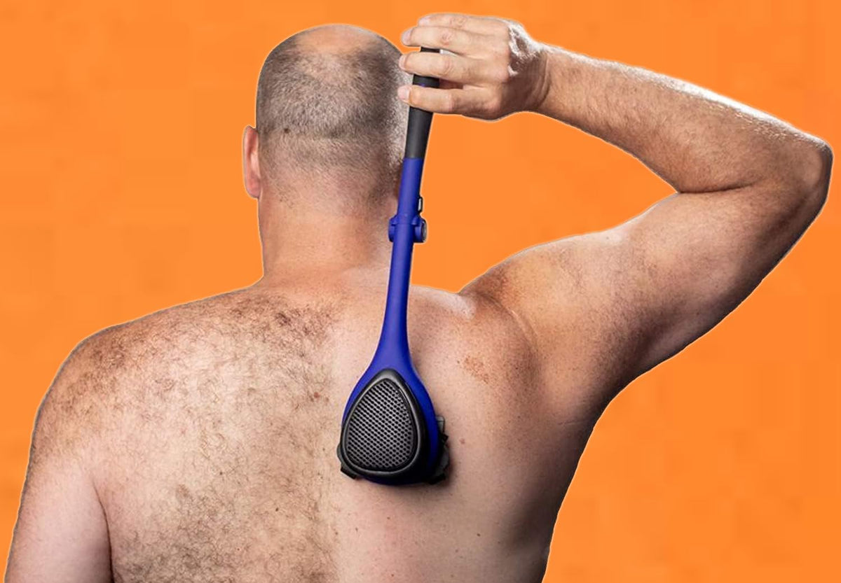 BAKBLADE 2.0 Elite Rasoir de Dos en usage sur le dos d'un homme