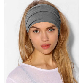 Bandeau turban Jesries avec un ensemble de vêtements décontractés