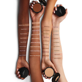 bareMinerals Fond de Teint Poudré 24H en utilisation