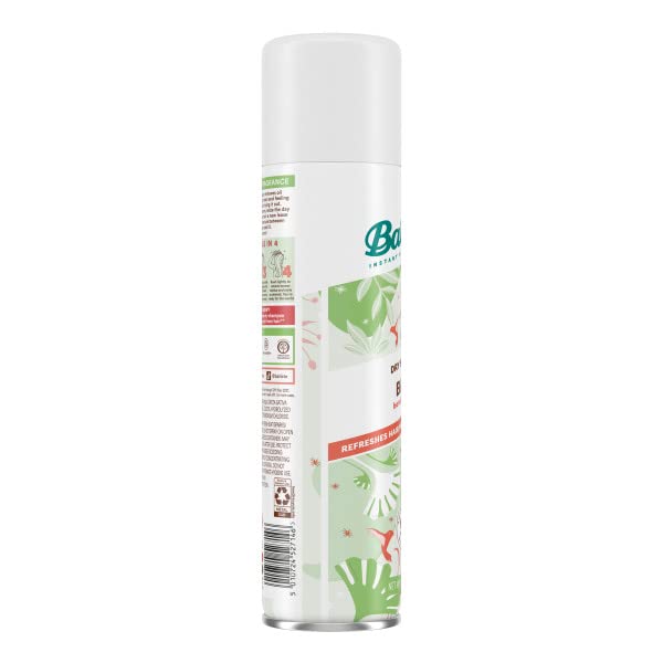 Batiste Shampoo Sec Bare en utilisation sur des cheveux