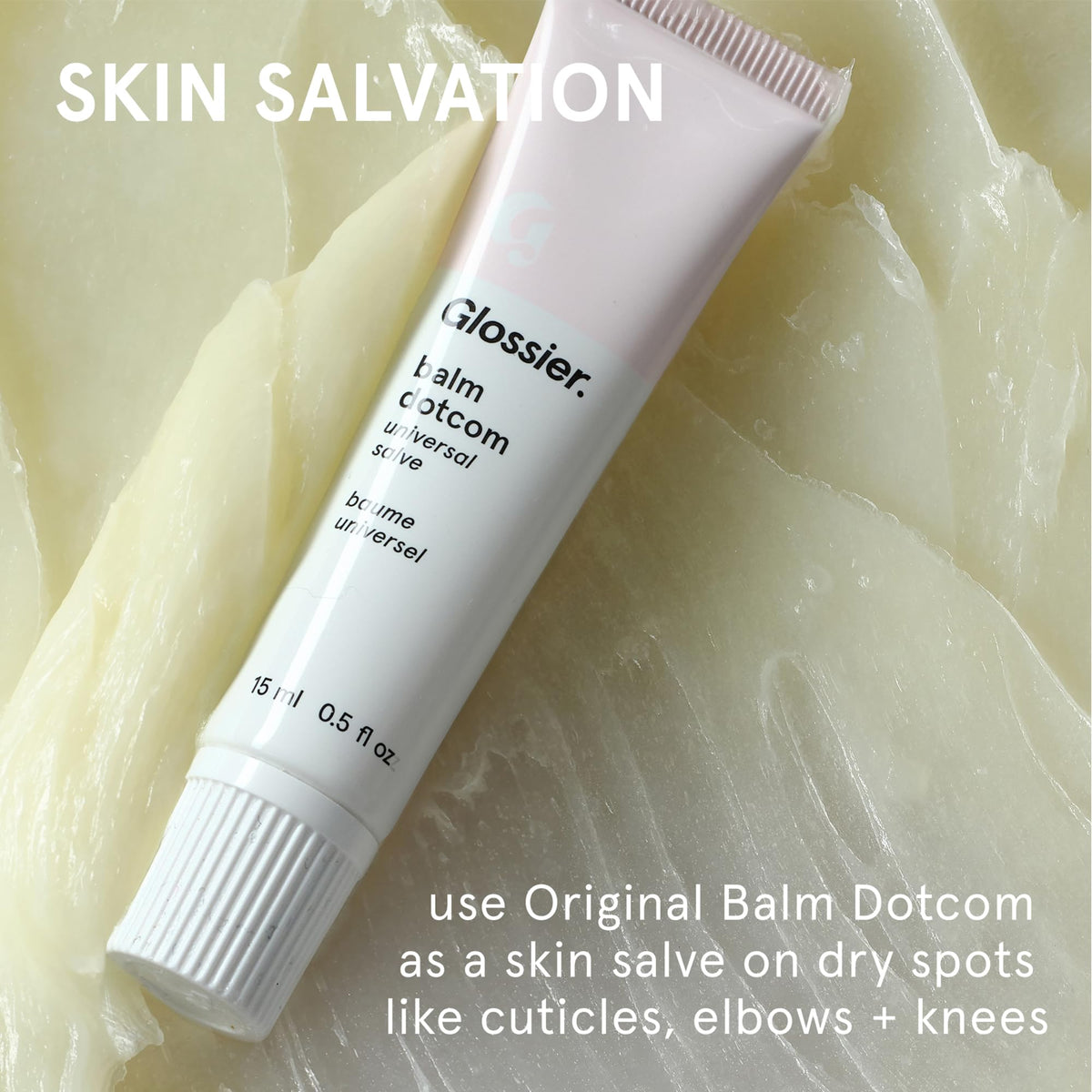 Baume Dotcom Glossier sur une main montrant son application