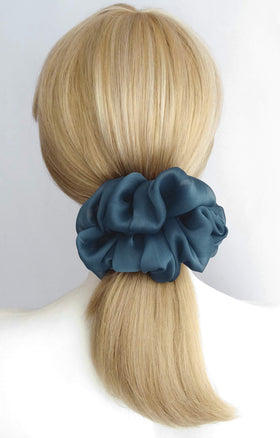 Big Scrunchies Moonlight Blue en chiffon avec élastique résistant