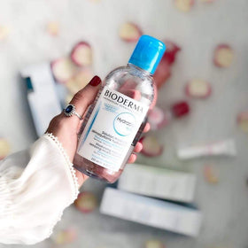Bioderma Hydrabio H2O sur table de toilette