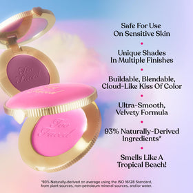 Blush Too Faced Cloud Crush 60g en application sur les joues