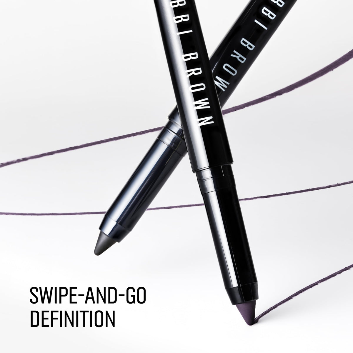 Bobbi Brown Long-Wear Cream Liner Stick Aubergine en application sur la main