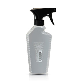 Bod Man spray corporel iconique 8 oz dans un cadre lifestyle