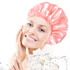 Bonnet de douche CHFONG en utilisation pendant un soin spa