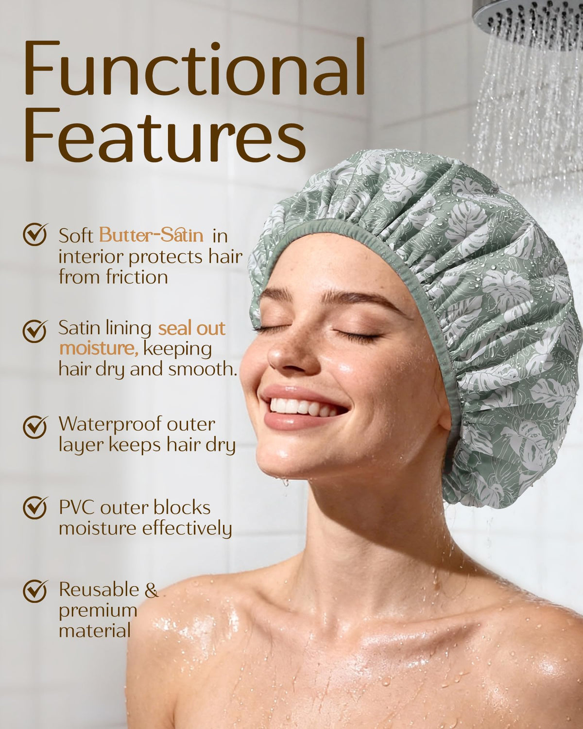 Bonnet de douche YANIBEST sur une table avec des accessoires de bain