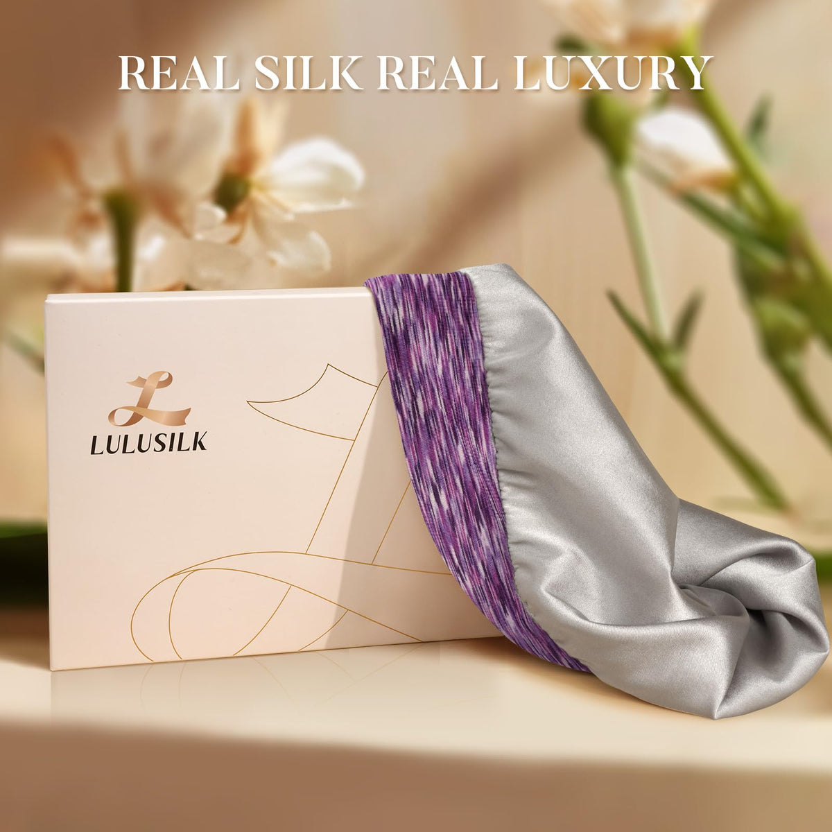 Bonnet de nuit LULUSILK avec un arrière-plan en milieu naturel