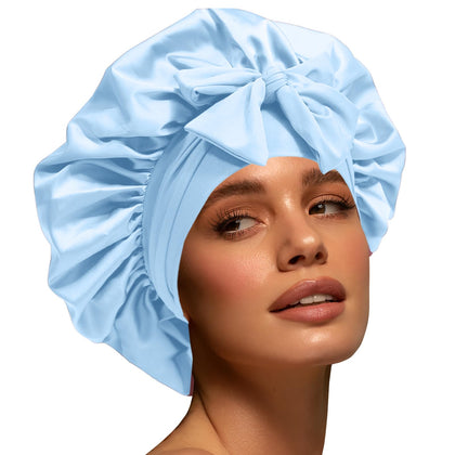 Bonnet en satin Confvrter couleur ciel bleu, vue avant